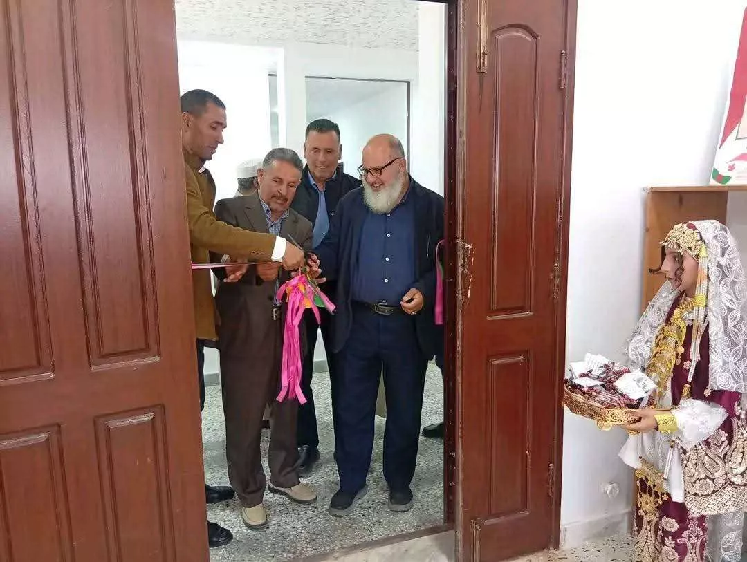 تعزيز التعاون بين المؤسسات التعليمية