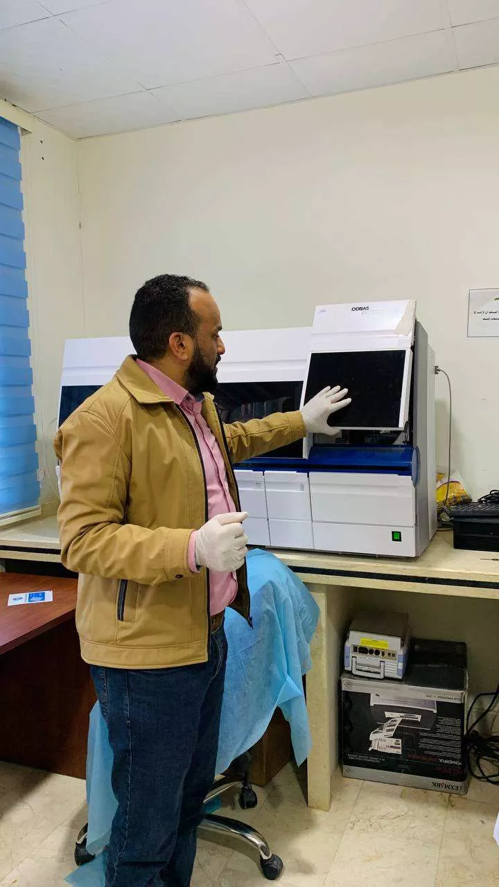 صور احياء اليوم العالمي للمختبرات الطبية
