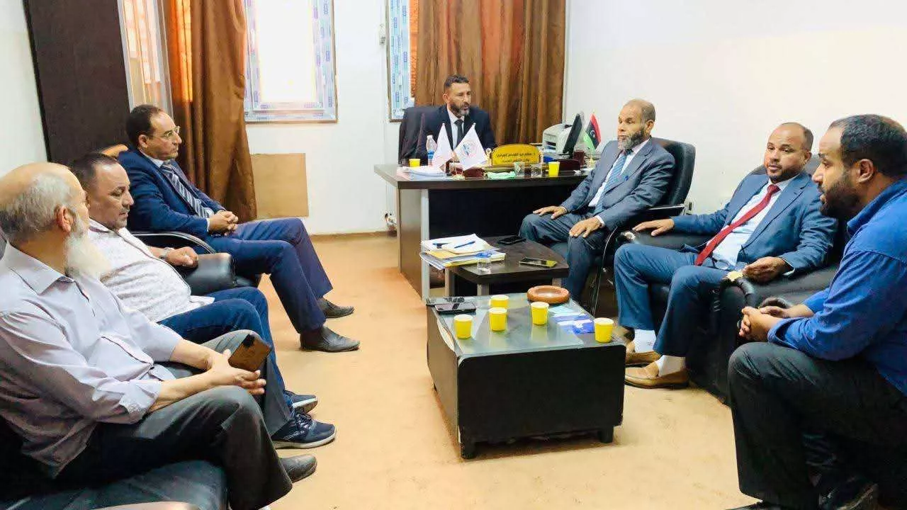 زيارة فريق التدقيق لغرض حصول الكلية على الاعتماد الفني للدراسات العليا