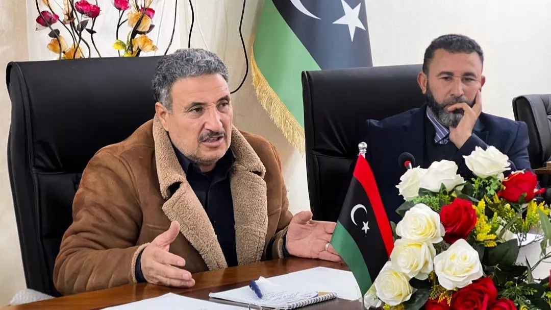 رئيس الجامعة يعقد اجتماعاً دورياً مع مدراء المراكز والإدارات والمكاتب لمناقشة مسيرة الجامعة في عام 2025