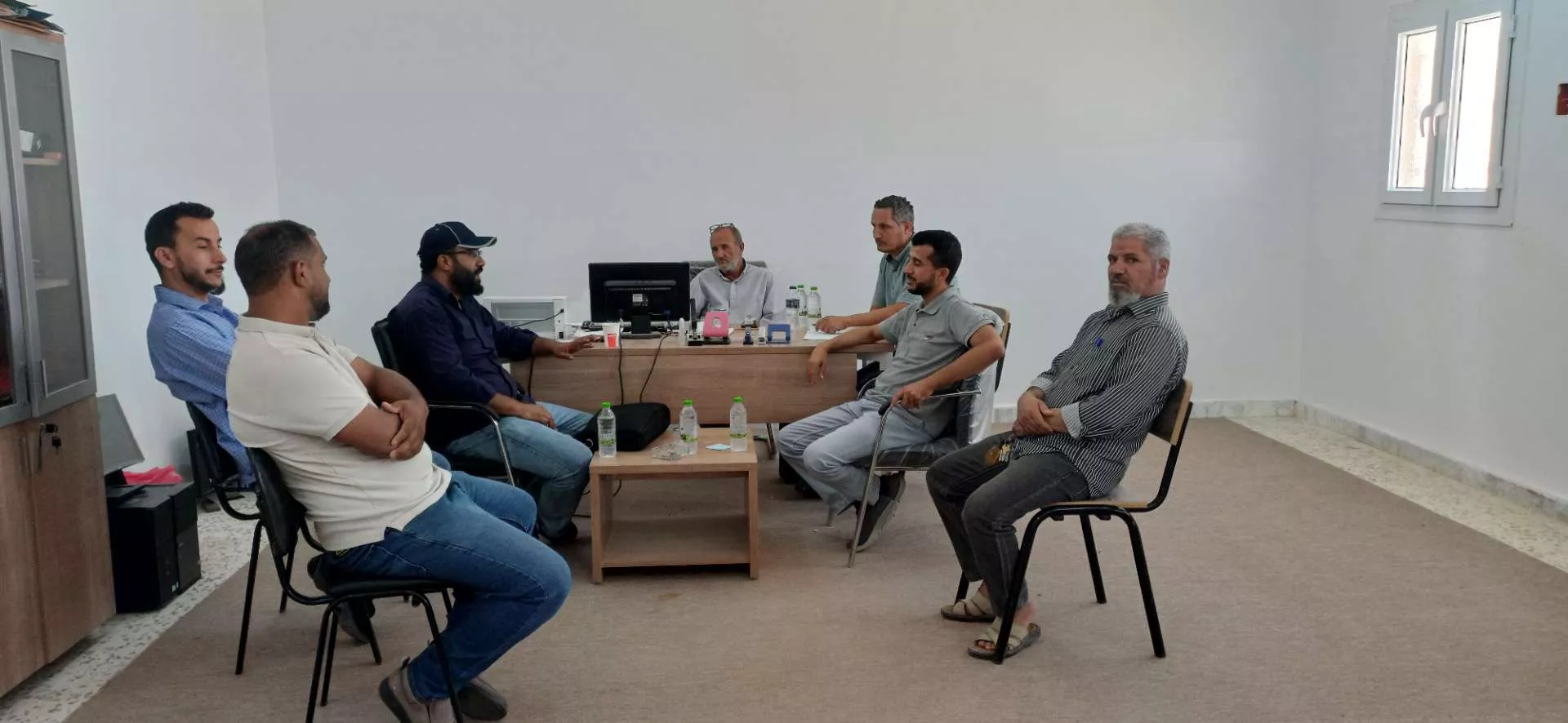 مدير مكتب الجودة وتقييم الأداء بالجامعة يزور كلية النفط والموارد الطبيعية لمتابعة ملف الجودة والاعتماد المؤسسي