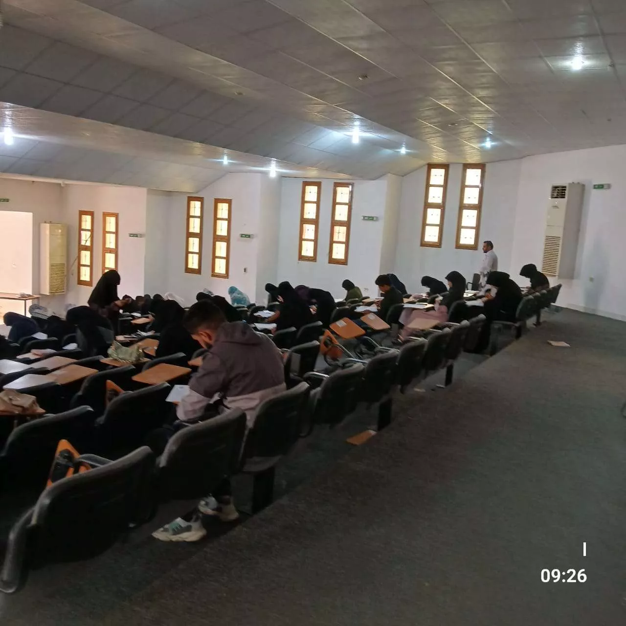 بداية الامتحانات النهائية لطلبة سنة رابعة 2024-2025