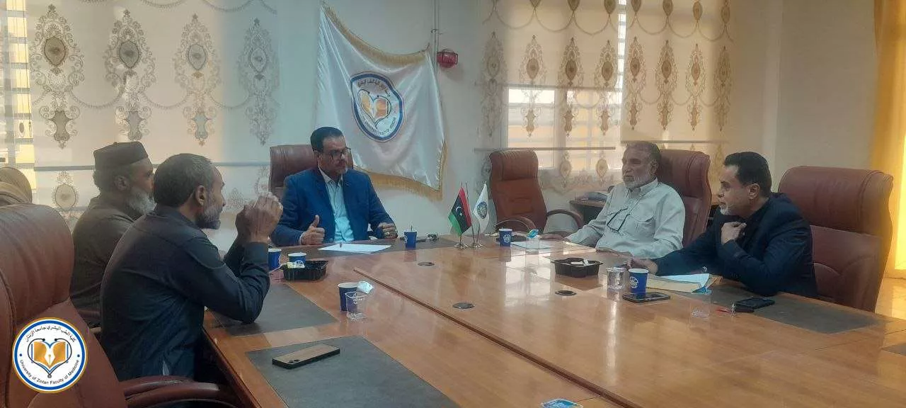 كلية الطب البشري تعقد الاجتماع الأول للجنة الإعداديات الطبية