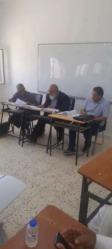 مشاريع التخرج بكلية التربية الرياينة